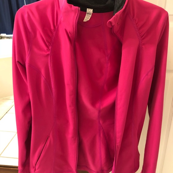 Athletic jacket - Picture 1 of 4